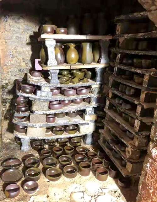 钦州柴烧坭兴陶获"中国陶瓷产品设计大赛"金奖